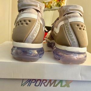 Nike Air Vapormax FK utility Moon Particle